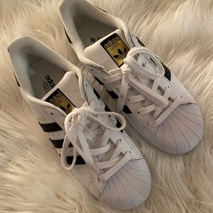 Women’s Adidas Superstar sneakers